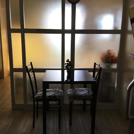 Condominium With Swimming Pool And Viewing Deck Tagaytay City ภายนอก รูปภาพ